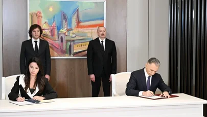 Bakı-Tbilisi-Qars dəmir yolu ilə sərnişindaşıma bərpa olunur? - Rəsmi/Foto