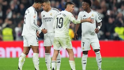 Mourinyonun “Real”da ilk işi onları barışdırmaq olacaq
