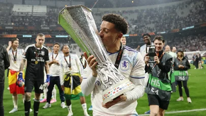 O, futbol tarixində elə bir rekorda imza atdı ki…