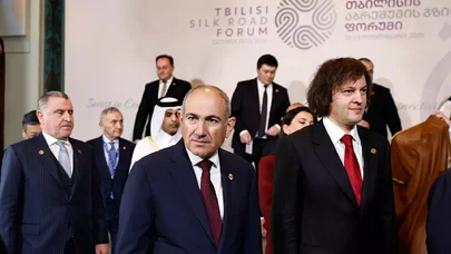 Ermənistanı Gürcüstanla kimlər düşmən etmək istəyir? – Paşinyandan reaksiya