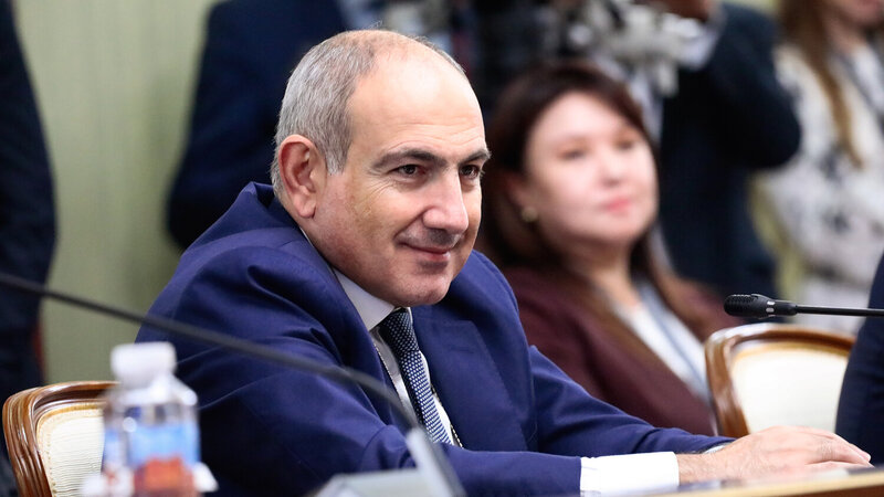 Paşinyan istefasının şərtini açıqladı