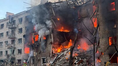 Kiyevə dəhşətli raket hücumu: Dağıntılar, ölən və yaralananlar var - FOTO/VİDEO