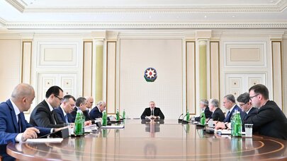 Prezident müşavirə keçirdi -  FOTOLAR