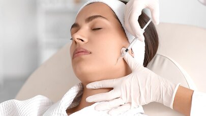 Botoks haqqında yayılan qorxular - Kosmetoloq həqiqəti açıqladı