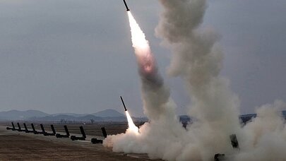 Şimali Koreya naməlum raket atdı: Cənub araşdırır