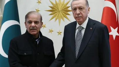 Şərif Ərdoğanla regional məsələləri müzakirə etdi