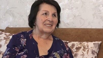 "Bağda gördüyüm ilanı öpüb tumarladım"