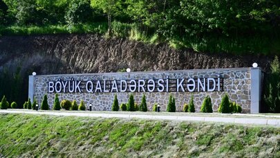 Böyük Qaladərəsi kəndində Bayraq meydanı yaradılıb