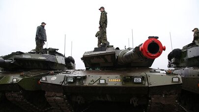 NATO Rusiyaya qarşı hərəkətə keçdi: Bu ada hərbi bazaya çevrilir