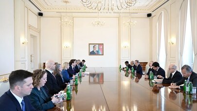 İlham Əliyev ABŞ Dövlət katibinin köməkçisini qəbul etdi
