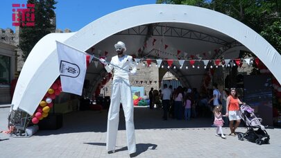 Paytaxtdan bayram görüntüləri - Foto