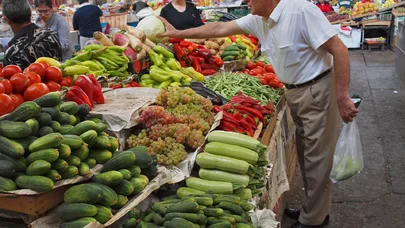 Moskva qadağa qoyur, İrəvan naçar qalıb: Meyvə-tərəvəz üçün  başqa bazar tapa bilər?