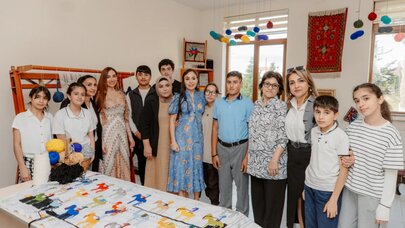 Leyla və Arzu Əliyevalar internat tipli ümumtəhsil məktəbində oldu
