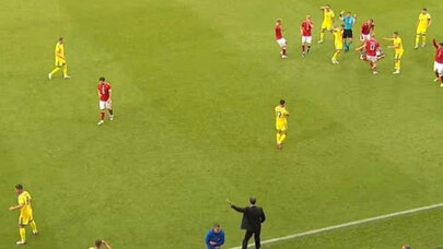 Millinin kapitanı oyun zamanı huşunu itirdi - 5 il öncə də ürəyi dayanmışdı...