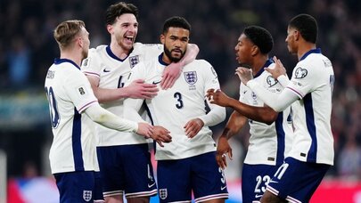 Dünya çempionatında ingilis futbolçuların butsularını oğurlayanlar saxlanıldılar