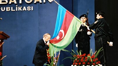 Azərbaycanı Qurtuluşdan Zəfərə aparan Heydər Əliyev yolu