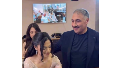Bakıda qayınatanın gəlinə bahalı hədiyyəsi diqqət çəkdi - VİDEO