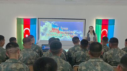 Azərbaycan Ordusunda Milli Qurtuluş Günü münasibətilə silsilə tədbirlər keçirildi - Foto