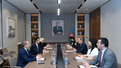 ABŞ konqresmeni Azərbaycan-Ermənistan normallaşma prosesi barədə məlumatlandırıldı
