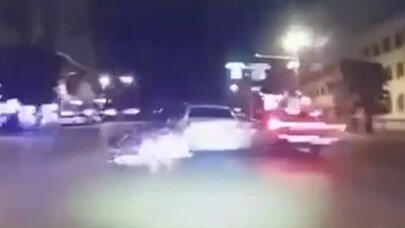 Manevr qaydasını pozub motosikleti vurdu - Anbaan video