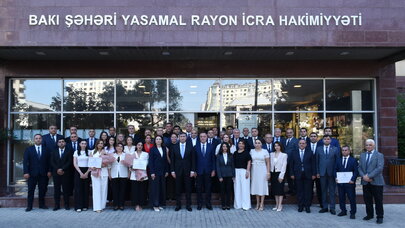 Dövlət qulluqçularının peşə bayramı günü Yasamal rayonunda qeyd olundu