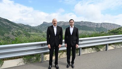 Prezidentin Şuşada uşaqlarla səmimi görüşü - VİDEO