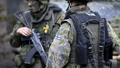 Finlandiya hərbi təlimlərə blogerləri cəlb etdi
