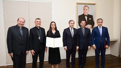 Leyla Əliyeva Vatikan nümayəndə heyəti ilə görüşdü - FOTO