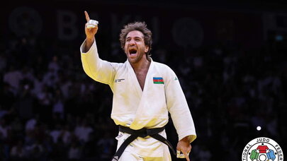 Heydərov bürünc, Tçkayev qızıl medal qazandı