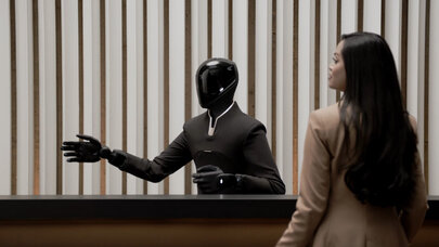 Tamamilə robotlaşdırılmış otel - Ərazi təmizliyindən qəhvə hazırlamağa kimi...
