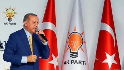 CHP-nin əsas fiqurlarından idi: Ərdoğanın partiyasına keçir - FOTO