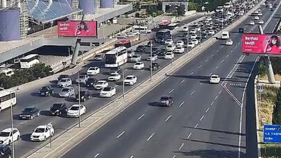 Paytaxt yollarında tıxac yarandı