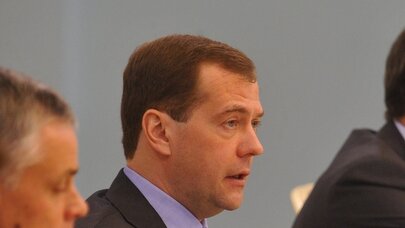 Medvedyev Xameneinin vida mərasiminə qatıldı