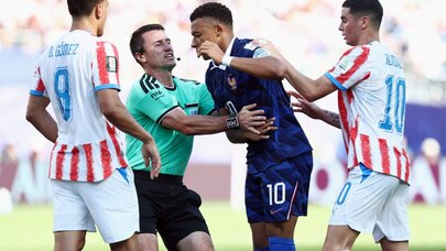 Mbappe onun əlini sıxmadı, dava düşdü - FOTOLAR