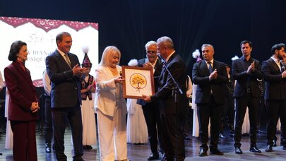 XV Beynəlxalq İpək Yolu Musiqi Festivalı təntənəli bağlanış konserti ilə yekunlaşdı