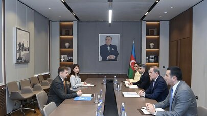 Ceyhun Bayramov Dmitri Şlapaçenko ilə görüşdü