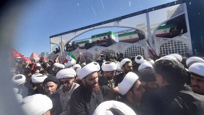 Əli Xameneinin dəfn mərasimi başladı