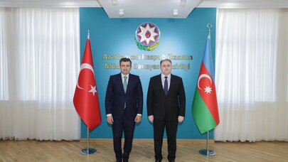 Hərbi-texniki əməkdaşlığı müzakirə etdilər - FOTO