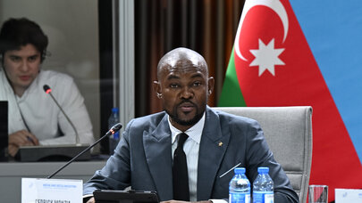 Dekolonizasiya informasiya məkanının da müstəmləkəçilikdən azad edilməsidir - Sedrik Monzia Aundu 