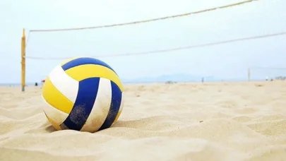 Azərbaycanın çimərlik voleybolçuları bürünc medal qazandılar - FOTO