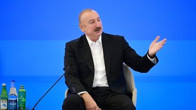 "Mənə verdiyi suala görə işdən çıxarıldı, Aleksey, sən də ehtiyatlı ol"