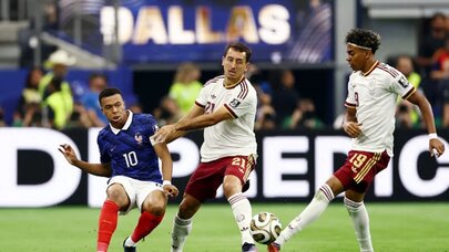 DÇ-2026: Fransa - İspaniya oyunu başladı