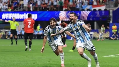 Argentina İngiltərəyə qarşı - Canlı