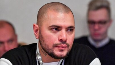 Azərbaycanlı reper narkotik təbliğatına görə cərimələndi