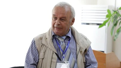 Tanınmış yazıçıda ağır xəstəlik aşkarlandı