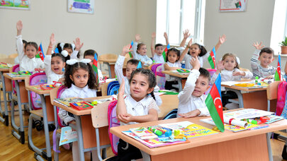 29 şagirdin oxuduğu məktəblə bağlı iddiaya cavab verildi