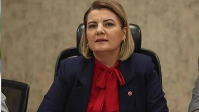 Korrupsiya istintaqı çərçivəsində saxlanılan bələdiyyə sədri vəzifədən uzaqlaşdırıldı