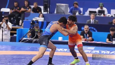 Daha bir güləşçimiz dünya çempionatında medal qazandı