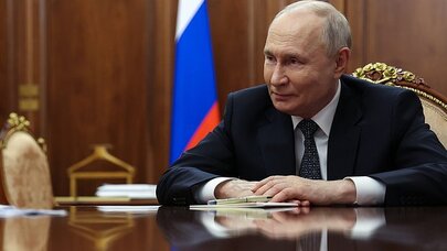 Putin Breçalovun istefasını qəbul etdi