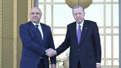 Livan Prezidenti Türkiyədə rəsmi səfərdədir
